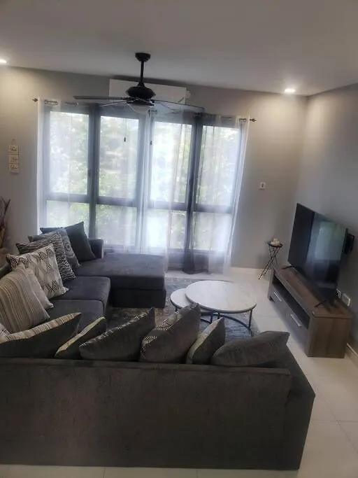 Metz Manor Apartment Kingston