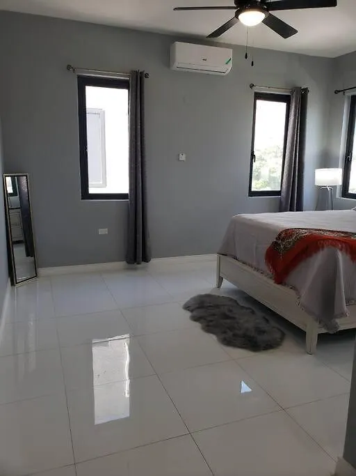 Metz Manor Apartment Kingston 0*,  Jamaica