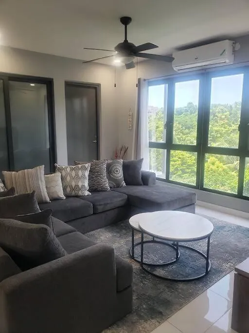 Metz Manor Apartment Kingston