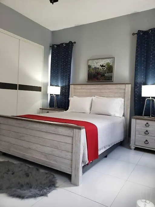 Apartment Ferienwohnung Metz Manor Kingston